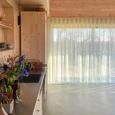 Architectural Longhouse Near Denmark's בית נופש גסה