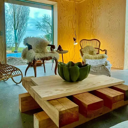 Architectural Longhouse Near Denmark's Дом отдыха Гедсер