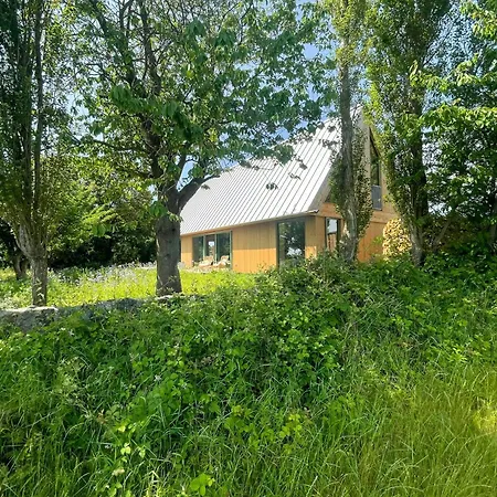 Architectural Longhouse Near Denmark's בית נופש
