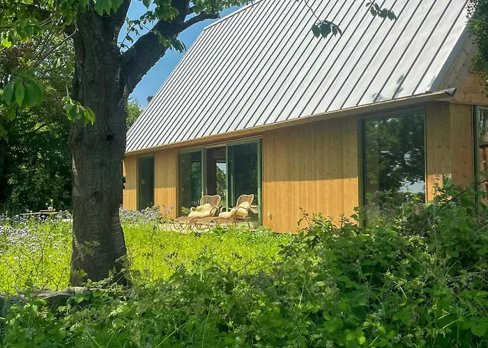 Architectural Longhouse Near Denmark's * גסה