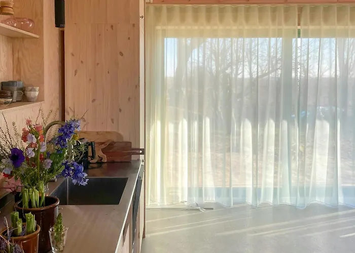 Architectural Longhouse Near Denmark's בית נופש גסה