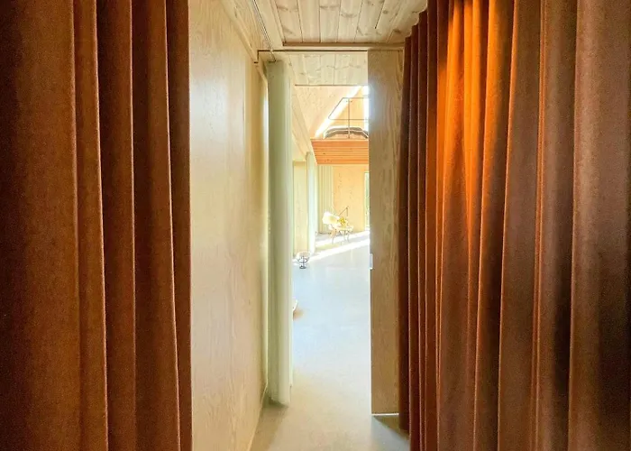 Architectural Longhouse Near Denmark's * גסה